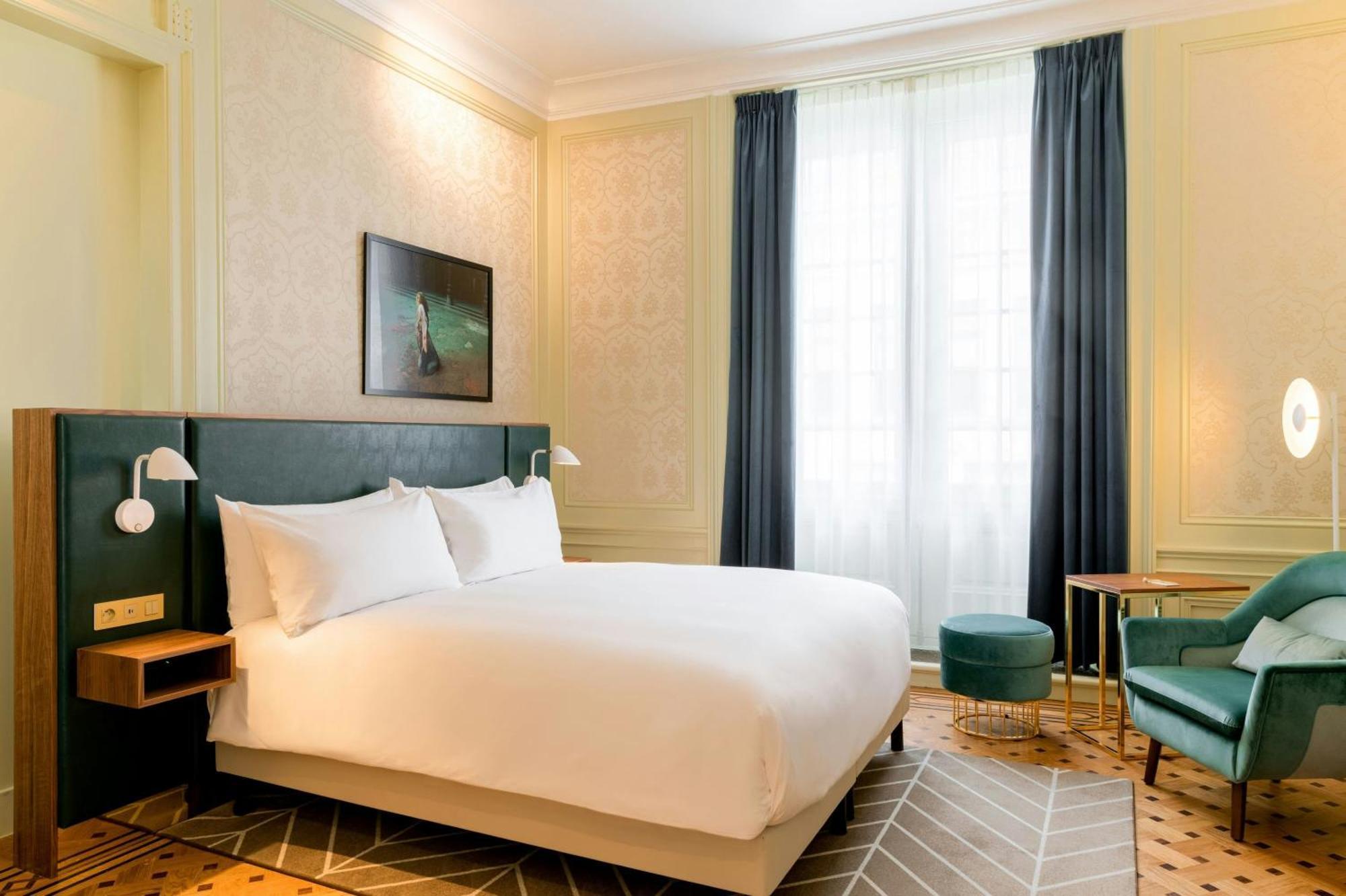 Sapphire House Antwerp, Autograph Collection By Marriott Hotel ภายนอก รูปภาพ A bedroom at the hotel